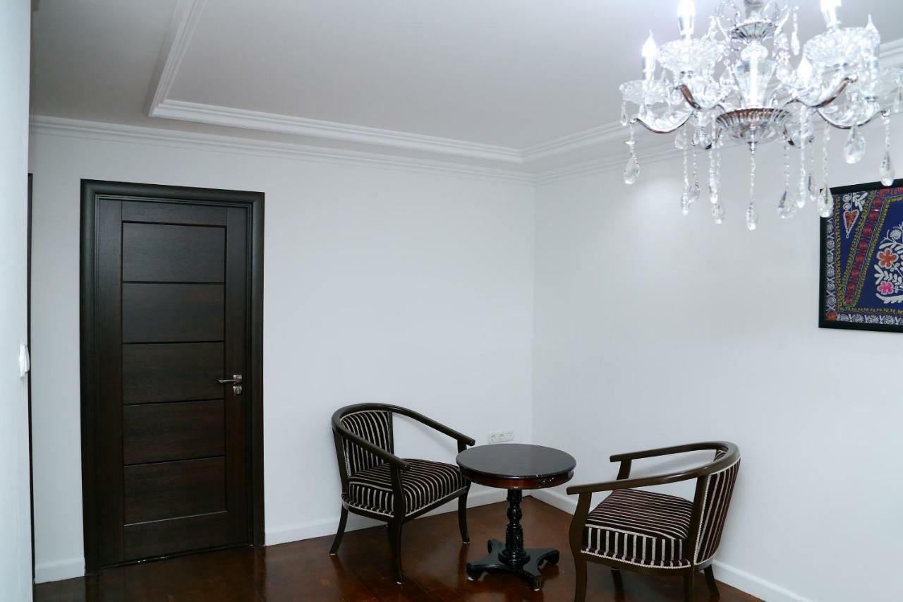 Apartment On Registon Kochasi ซามาร์คันด์ ภายนอก รูปภาพ